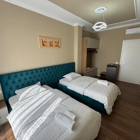 Jona Center 2 Bedroom Confort And Free Parking Apartment Tirana
