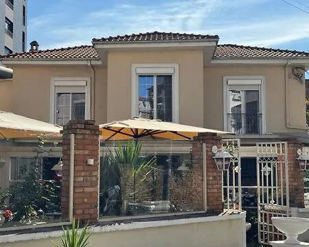Jona Center 2 Bedroom Confort And Free Parking * Tirana